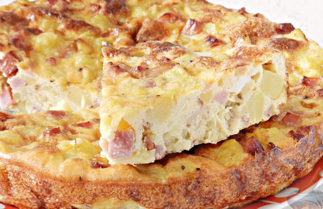 Omelet Casserole with Potatoes and Smoked Meats