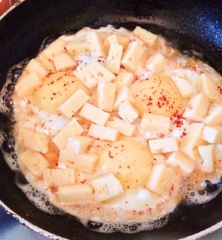 Scrambled Eggs with Cheese step 2