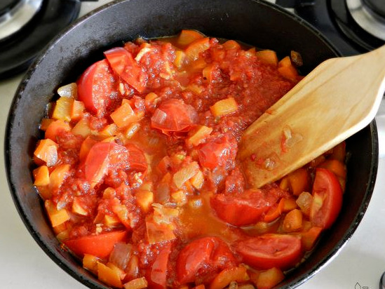 Fish Stewed with Vegetables and Green Peas step 9