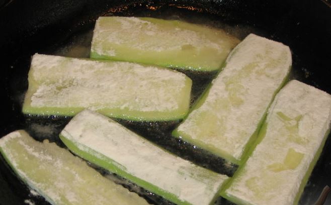 Zucchini Casserole with Feta Cheese step 2