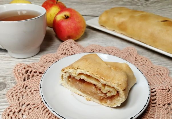 Apple Strudel
