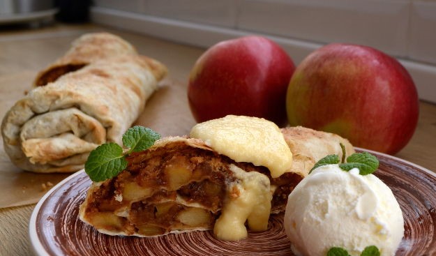 “Rich” Pita Strudel