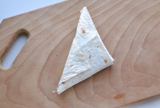 Lavash Envelopes with Cottage Cheese, Corn, Cucumber and Herbs step 10