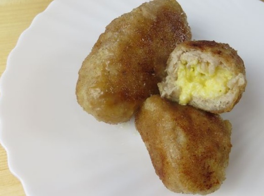 Meat Zrazy with Cheese and Boiled Eggs
