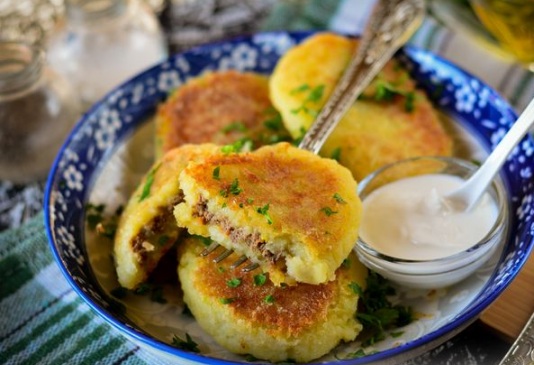 Potato Zrazy with Liver