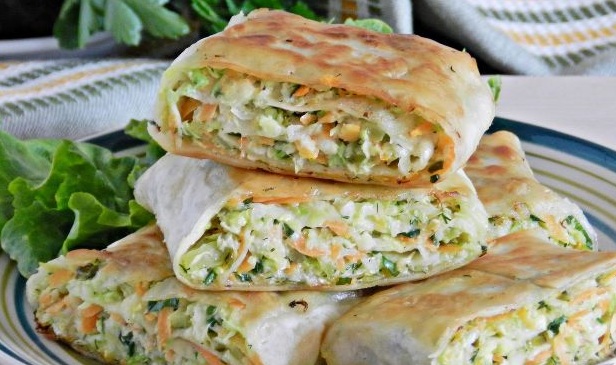 Crispy Pita Bread with Vegetable Filling