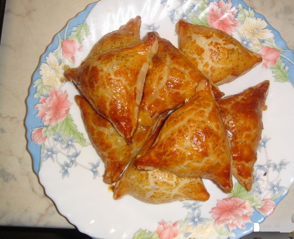 Samsa with Fragrant Cilantro