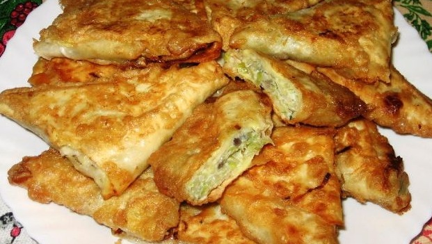 Lavash Benderiki with Cottage Cheese and Cabbage