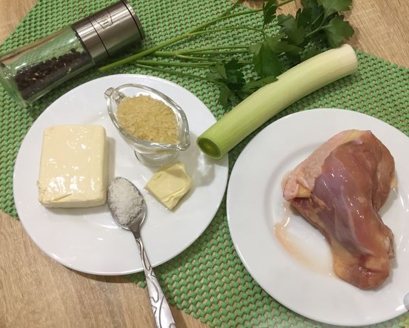 English Chicken Soup with Rice and Cheese step 1