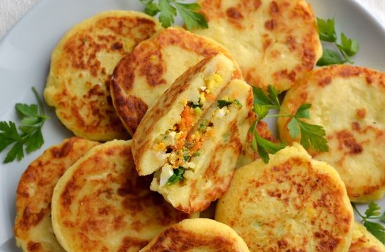 Potato Zrazy with Carrots and Boiled Eggs step 19