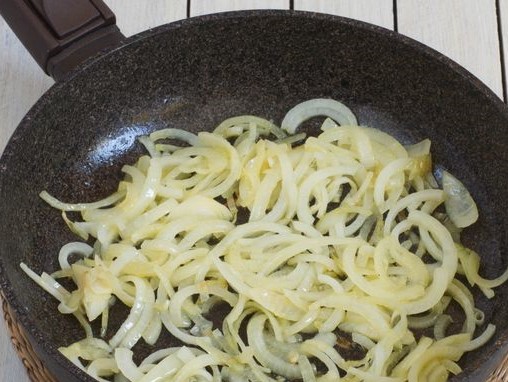 Stewed Red Cabbage with Mustard step 4