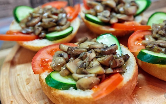 Hot Sandwiches with Mushrooms and Cheese in the Oven step 5