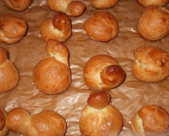 Eclairs – Custard Cakes with Delicate Cream step 9