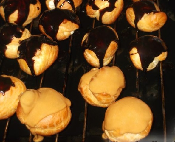 Eclairs – Custard Cakes with Delicate Cream step 21