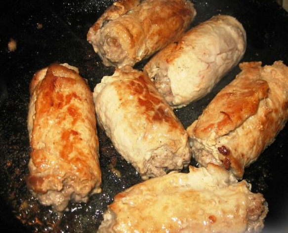 Meat Zrazy in Tomato-Cream Mixture step 6