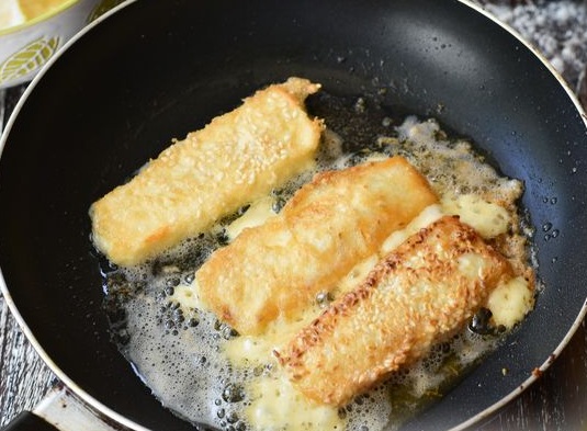 Fried Cheese in Egg step 6