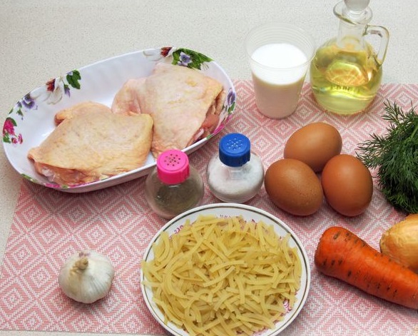 Chicken Noodle Soup with Egg step 1