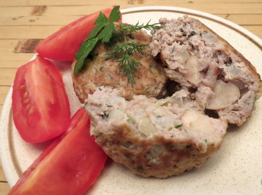 Chicken Zrazy with Canned Beans