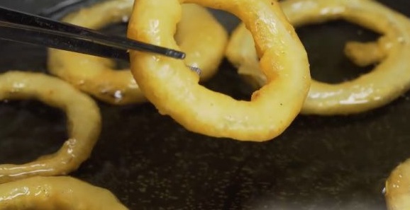 Onion Rings in Batter step 7