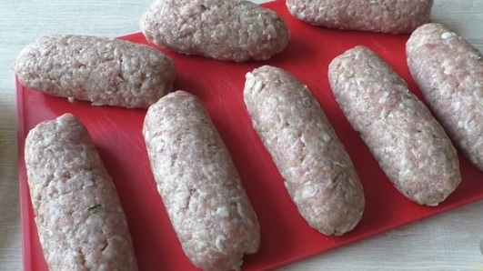 Meat Cutlets Stuffed with Cabbage and Bell Peppers step 8