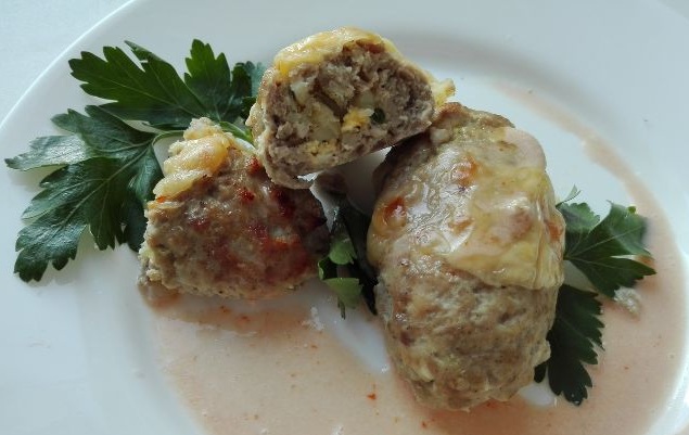 Lazy Stuffed Cabbage Rolls with Surprise