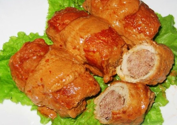 Meat Zrazy in Tomato-Cream Mixture