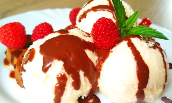 Cottage Cheese Dessert with Biscuit Waffles