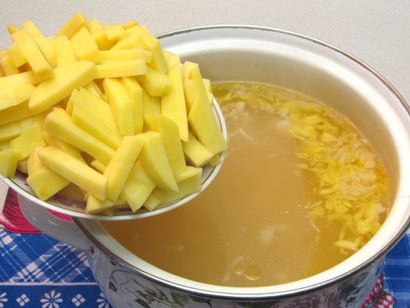 Borscht with Pork and Sauerkraut step 7