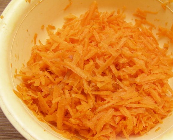 Carrot-Apple Salad “Health” step 2