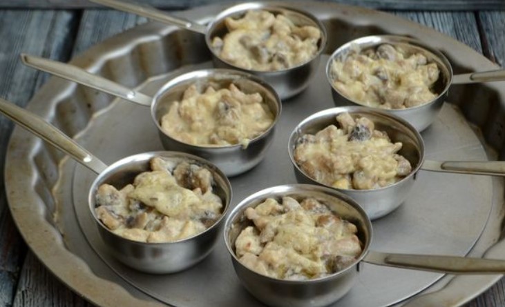 Chicken Julienne with Mushrooms and Brie Cheese step 7