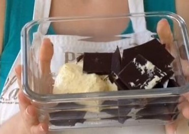 Delicious Chocolate Fondant step 1