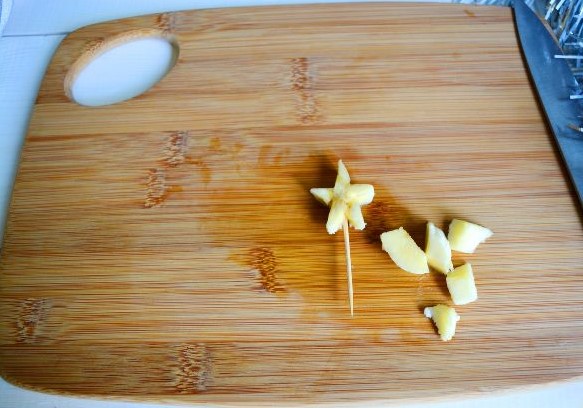 Fruit Salad “Christmas Tree” step 9