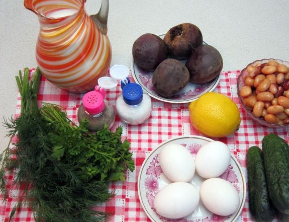 Cold Beetroot with Beans and Cucumber step 1