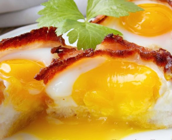 Fried Eggs in Bacon “Nests”
