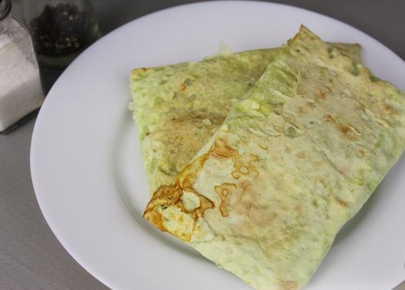 Fried Eggs in Pita Bread with Ham and Cheese (in the Oven) step 5