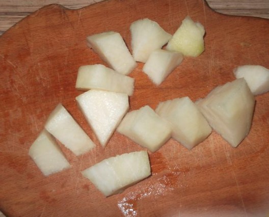 Fruit Canapes with Cheese step 1