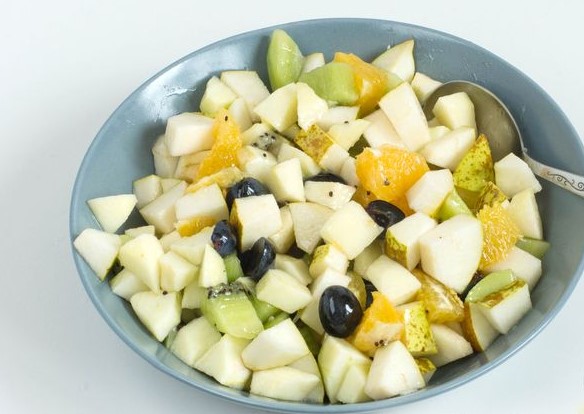 Fruit Salad with Apples, Pears and Kiwi step 5