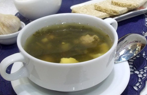 Green Borsch with Meatballs and Celery