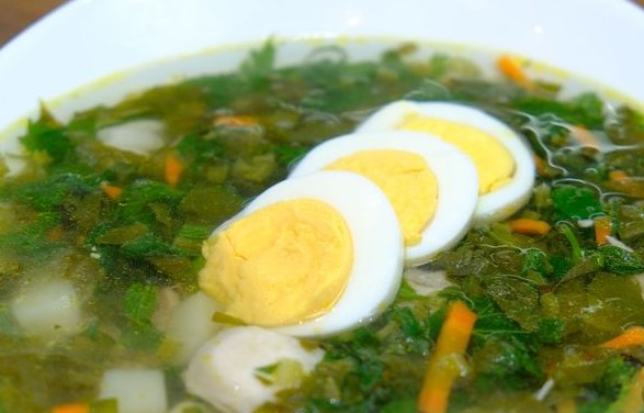 Green Borsch with Sorrel and Nettle