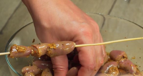 Grilled Chicken Hearts Kebab step 6