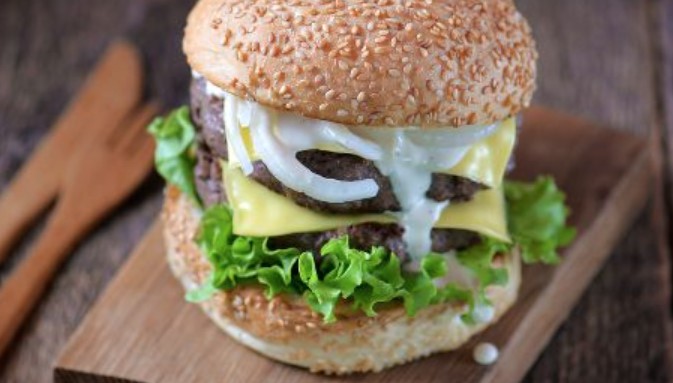 Homemade Burgers (in 15 minutes)