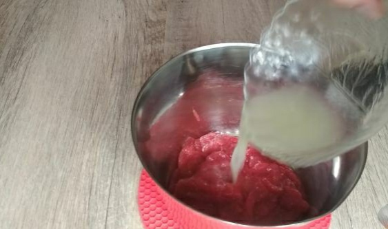 Dessert “Strawberry Clouds” step 1