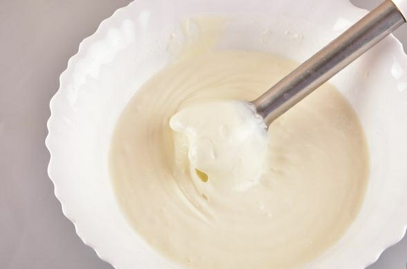 Curd Jelly with Condensed Milk and Tangerines step 1