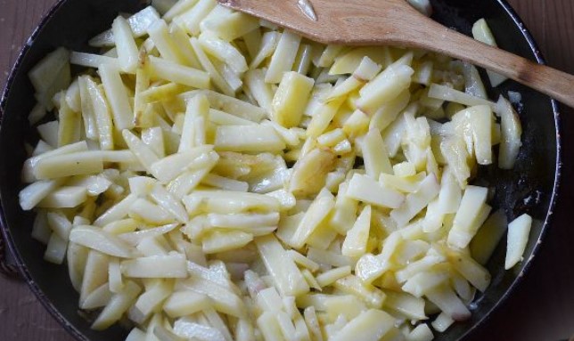 Julienne with Mushrooms and Potatoes step 1