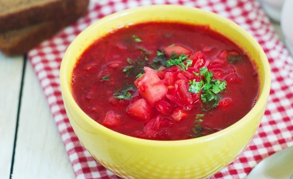 Lenten Borscht with Lentils