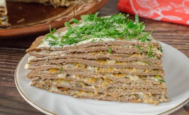 Liver Cake with Apple and Mushroom Filling