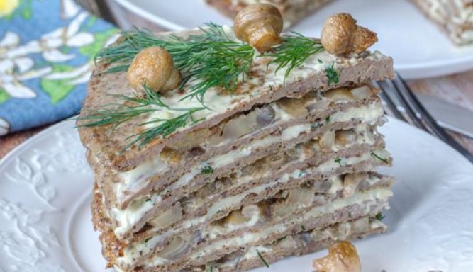 Liver Cake with Mushrooms and Cheese