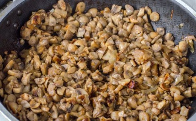 Liver Cake with Mushrooms and Cheese step 11