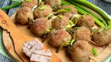 Adana Kebab / Minced Meat Skewers