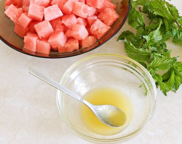 Watermelon, Raspberry and Mint Salad step 2